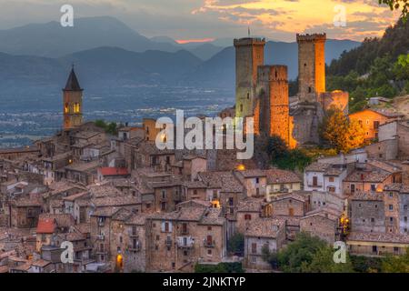 Pacentro, l'Aquila, Abruzzo, Italia Foto Stock