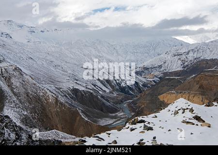 L'immagine del paesaggio della Valle di Spiti è stata presa in Himalaya, Himachal pradesh, India Foto Stock