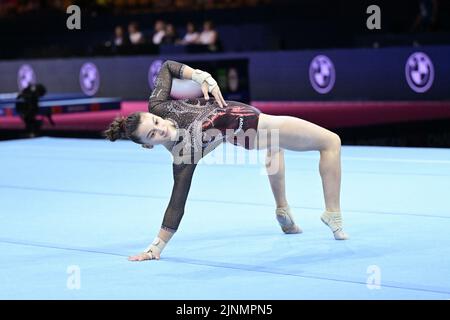Monaco, Germania. 12th ago, 2022. Luglio Marano (ITA) piano durante i Campionati europei di ginnastica artistica femminile - qualifica femminile junior, incluse le finali di squadra e tutto intorno, ginnastica a Monaco, Germania, Agosto 12 2022 Credit: Independent Photo Agency/Alamy Live News Foto Stock
