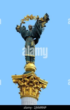 Frammento del Monumento all'Indipendenza dell'Ucraina nel centro di Kyiv (Kiev) sulla Piazza dell'Indipendenza in Ucraina Foto Stock