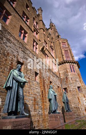 Statue di bronzo, da destra Monumento in onore del Kaiser Wilhelm i re di Prussia, riedrich Wilhelm IV re di Prussia, Friedrich Wilhelm III re di Foto Stock