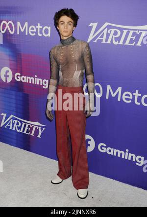 HOLLYWOOD, CA - AGOSTO 11: AVI Angel partecipa alla Power of Young Hollywood Celebration 2022 di Variety presentata da Facebook Gaming al NeueHouse Hollywood o Foto Stock