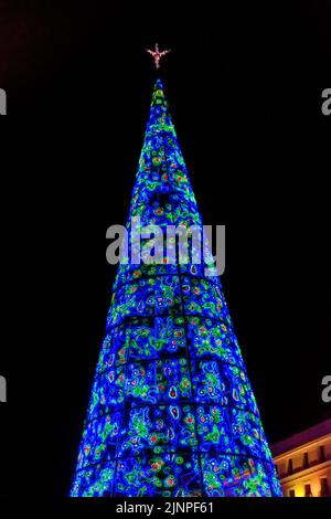 decoración Navideña en Madrid, árbol de luces Foto Stock