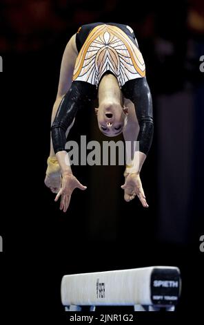 MONACO - Tisha Volleman in azione durante la finale della squadra di ginnastica (f) nella terza giornata del Campionato Multi-europeo. La città tedesca di Monaco ospiterà nel 2022 un campionato europeo combinato di vari sport. ANP IRIS VAN DEN BROEK Foto Stock