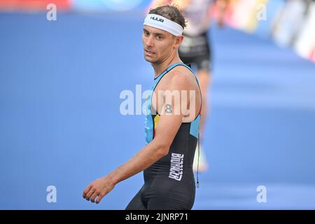 Il triatleta belga Jelle Geens ha raffigurato nel corso del Campionato europeo di Triathlon maschile Monaco 2022, a Monaco di Baviera, in Germania, sabato 13 agosto 2022. La seconda edizione dei Campionati europei si svolge dal 11 al 22 agosto e prevede nove sport. FOTO DI BELGA ERIC LALMAND Foto Stock