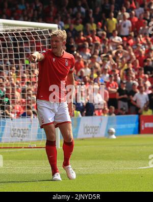 Nottingham, Regno Unito. 14th agosto 2022; il City Ground, Nottingham, Nottinghamshire, Inghilterra; Premier League football, Nottingham Forest versus West Ham : Joe Worrall di Nottingham Forest Credit: Action Plus Sports Images/Alamy Live News Foto Stock