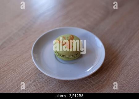 macaron con logo jagermeister stampato Foto Stock