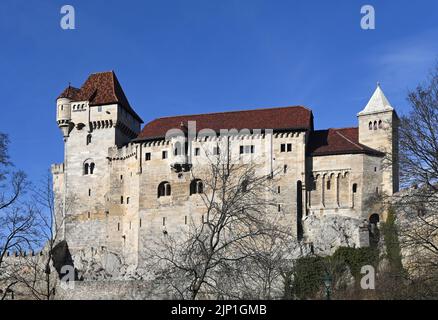 Castello del Liechtenstein a Enzersdorf Maria bassa Austria punto di riferimento Foto Stock