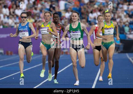 05-8-22 - Laura Muir, Scozia, nel round 1 di 1500 metri al Birmingham 2022 Commonwealth Games all'Alexander Stadium, Birmingham. Credito: Spor Foto Stock