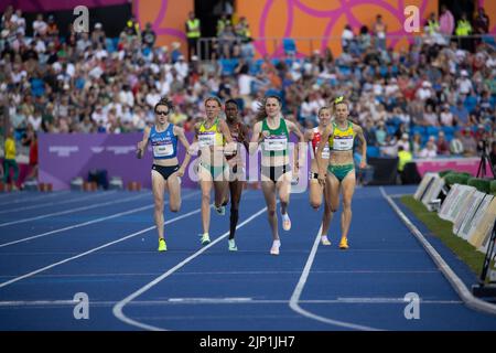 05-8-22 - Laura Muir, Scozia, nel round 1 di 1500 metri al Birmingham 2022 Commonwealth Games all'Alexander Stadium, Birmingham. Foto Stock