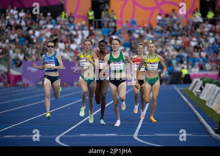 05-8-22 - Laura Muir, Scozia, nel round 1 di 1500 metri al Birmingham 2022 Commonwealth Games all'Alexander Stadium, Birmingham. Foto Stock