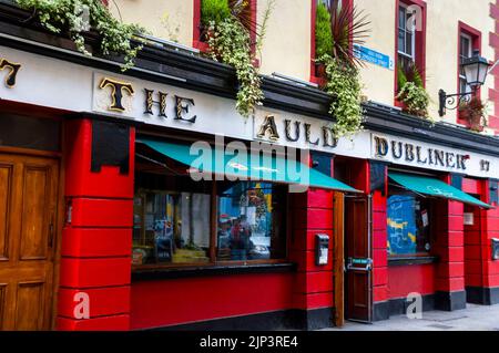 Pub irlandese a Dublino, Irlanda. Foto Stock