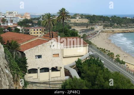 Vista di Tarragona dalla scogliera Foto Stock