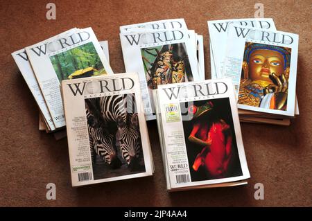 World Magazine ha trattato la natura, il paesaggio, le persone e la cultura. Soffiate tra il 1987-1991 Foto Stock