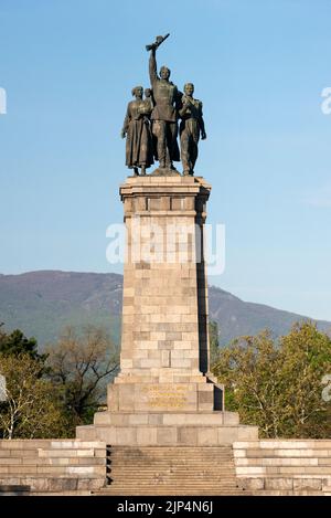 Sofia Bulgaria Monumento al complesso commemorativo dell'Armata Rossa sovietica a Sofia, Bulgaria, Balcani, Europa orientale, UE Foto Stock