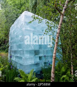 Il giardino santuario del Plantmans Ice Garden al Chelsea Flower Show 2022 progettato da John Warland. Foto Stock