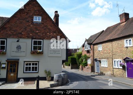 Shoreham Village, Kent, ha un nuovo pub, il Samuel Palmer, è una zona ben nota per gli escursionisti e i viaggiatori di giorno da Londra che godono la campagna Foto Stock