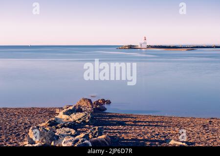 Faro di Parrsboro che guarda sulla Baia di Fundy durante l'alta marea Foto Stock
