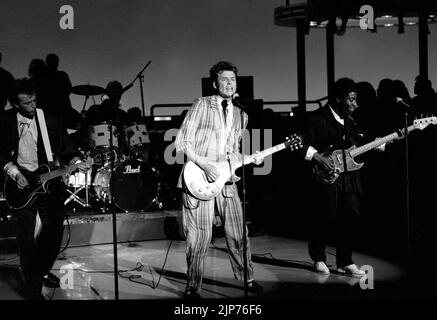 Stuart Adamson of Big Country su American Bandstand credito di $1984: Ron Wolfson / MediaPunch Foto Stock