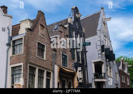 Amsterdam, Paesi Bassi - 21 giugno 2022: Case croate ad Amsterdam Foto Stock