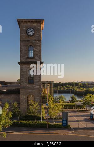 La vecchia pompa al molo di Queen's, Glasgow, ora sede della distilleria Clydeside. Foto Stock