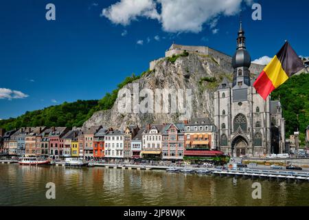 dinant, notre-dame de dinant, zitadelle von dinant Foto Stock