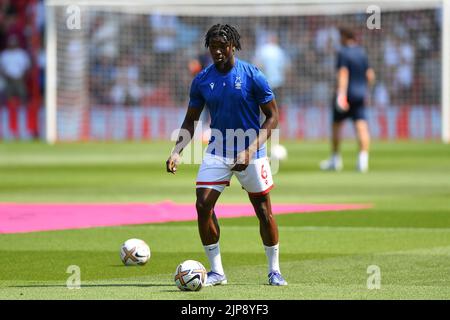 Nottingham, Regno Unito, 14th agosto 2022. Loic MBE SOH di Nottingham Forest durante la partita della Premier League tra Nottingham Forest e West Ham United al City Ground di Nottingham domenica 14th agosto 2022. (Credit: Jon Hobley | NOTIZIE MI) Credit: NOTIZIE MI & Sport /Alamy Live News Foto Stock