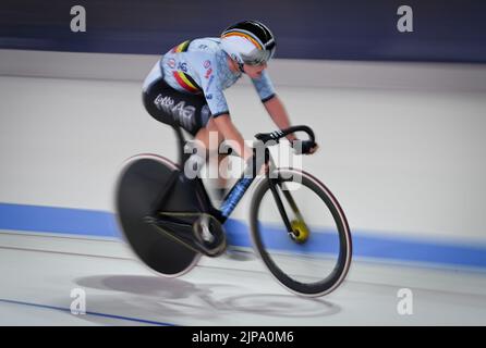 L'immagine mostra la finale femminile di Madison (team), al Track Cycling European Championships di Monaco 2022, a Monaco, in Germania, martedì 16 agosto 2022. La seconda edizione del Campionato europeo di sport si svolge dal 11 al 22 agosto e prevede nove sport. FOTO DI BELGA ERIC LALMAND Foto Stock