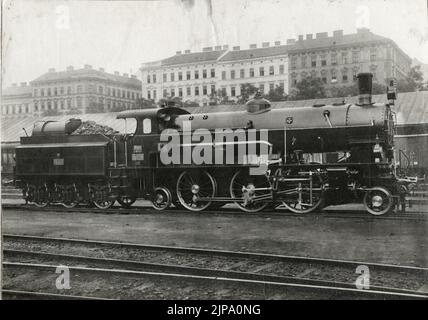 Treni e Tram - locomkkotor StB 329 erano locomotor austriache a vapore Foto Stock