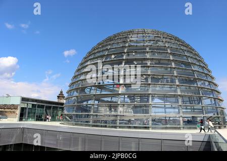 Glaskuppel auf dem Reichstagsgebäude, Deutschland, Berlino Foto Stock