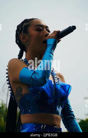 RINA Sawayama, cantautore di cantante, domenica 4th agosto 2019 Brighton Pride UK Foto Stock