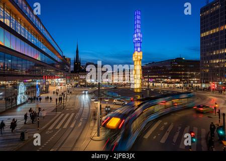 Colori ucraini su Sergels Torg a Stoccolma, svezia Foto Stock