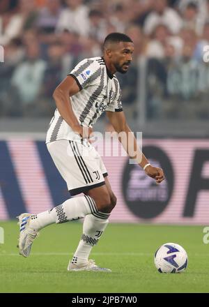 Torino, 15th agosto 2022. Gleison Bremer della Juventus durante la Serie A match allo Stadio Allianz di Torino. L'immagine di credito dovrebbe essere: Jonathan Moskrop / Sportimage Foto Stock