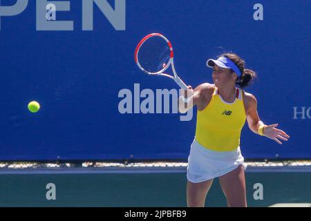 15 agosto 2022, West Vancouver, British Columbia, Vancouver, BC, Canada: VANCOUVER, BC - 15 AGOSTO: Heather Watson di Gran Bretagna ritorna contro Elisabetta Cocciaretto d'Italia durante il secondo giorno del 2022° Odlum Brown VanOpen all'Hollyburn Country Club il 15 agosto 2022, a West Vancouver, British Columbia, Canada. (Credit Image: © Clelio Tomaz/PX Imagens via ZUMA Press Wire) Foto Stock