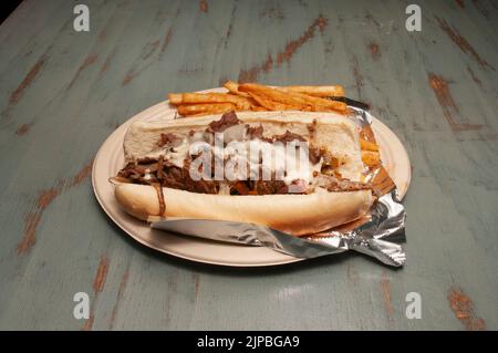 Deliziosa cucina americana conosciuta come il Philly Cheesesteak Foto Stock