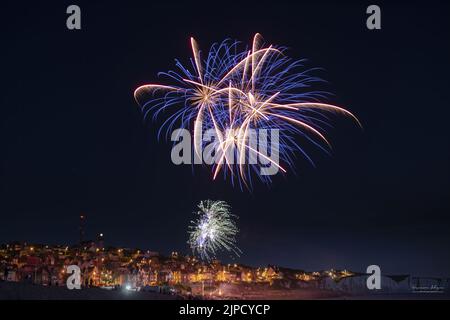 Feu d'artificio à Ault Carnevale le 14 juillet Foto Stock