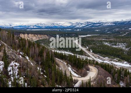 Canyon di Denali come visto dalla Grande Dernali Lodge a Denali, Alaska Foto Stock