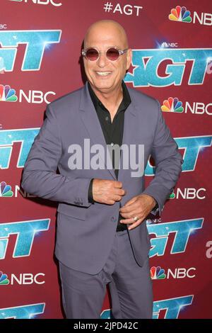 Pasadena, Stati Uniti. 16th ago, 2022. Howie Mandel alla Stagione 17 del Got Talent dell'America - Live Show Red Carpet al Pasadena Sheraton Hotel il 16 agosto 2022 a Pasadena, CA (Photo by Katrina Jordan/Sipa USA) Credit: Sipa USA/Alamy Live News Foto Stock