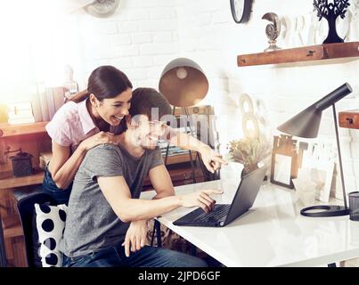 coppia, casa, divertimento, streaming, coppie, case, funs Foto Stock