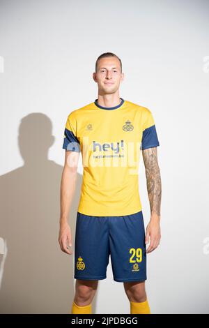 Lier, Belgio, 17 agosto 2022, Nilsson Gustaf di Union si presenta per il fotografo al servizio fotografico del 2022-2023 del club belga Jupiler Pro League Royale Union Saint-Gilloise RUSG, a Lier, mercoledì 17 agosto 2022. FOTO DI BELGA NICOLAS MAETERLINCK Foto Stock