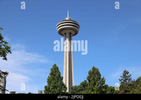 La Skaylon Tower alle Cascate del Niagara, Ontario Foto Stock
