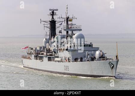 HMS Exeter (D89) è stato un cacciatorpediniere di tipo 42 gestito dalla Royal Navy, aprile 2008. Foto Stock