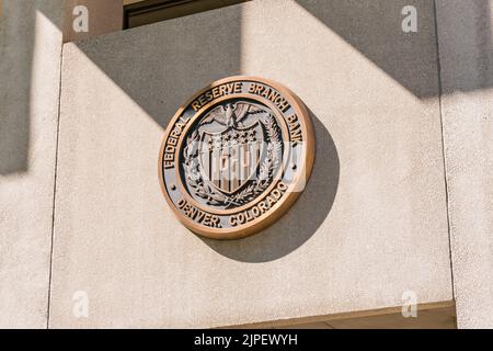 Denver, Colorado - 12 agosto 2022: Cartello sul Denver Federal Reserve Building nel centro di Denver, Colorado Foto Stock