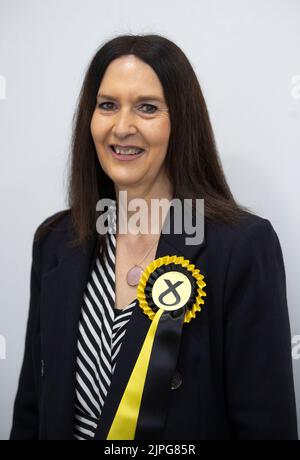 File foto 4/11/2019 di Margaret Ferrier che si è dichiarato colpevole di violare le regole di Covid viaggiando su un treno tra la Scozia e Londra dopo essere stato detto di auto-isolare nel settembre 2020, durante un'audizione a Glasgow Sheriff Court il giovedì. Data di emissione: Giovedì 18 agosto 2022. Foto Stock