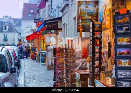 Negozio di souvenir a Parigi, Francia Foto Stock