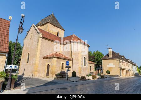 C) Denis TRASFI / MAXPPP - à Tursac le 14-08-2022 - l'église Foto Stock