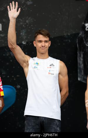 Monaco, Germania. 18th ago, 2022. Monaco di Baviera, Germania, agosto 18th 2022: Luka Potocar (SLO) durante la finale combinata di Boulder e Lead al Koenigsplatz, al Campionato europeo di Monaco di Baviera 2022 (Liam Asman/SPP) Credit: SPP Sport Press Photo. /Alamy Live News Foto Stock