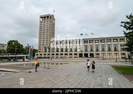 Una vista degli edifici e delle strade della città francese di le Havre Foto Stock