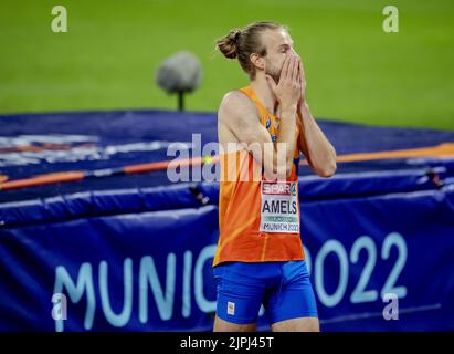 MUNCHEN - Douwe Amels in azione durante la finale di salto alto dell'ottava giornata del Campionato Multi-europeo. La città tedesca di Monaco ospiterà nel 2022 un campionato europeo combinato di vari sport. ANP ROBIN VAN LONKHUIJSEN Foto Stock