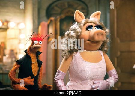 PEPE i gamberetti, Miss Piggy, i Muppets, 2011 Foto Stock